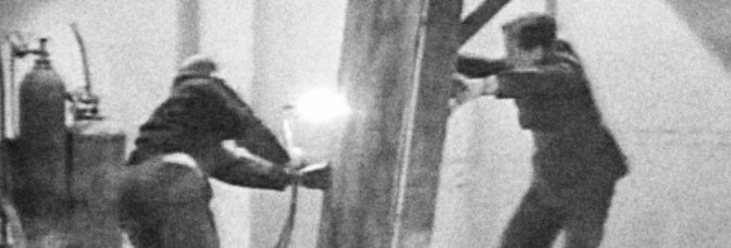 Dick Tracy (1937, Ray Taylor and Alan James), Chapter 10: The Gold&nbsp;Ship